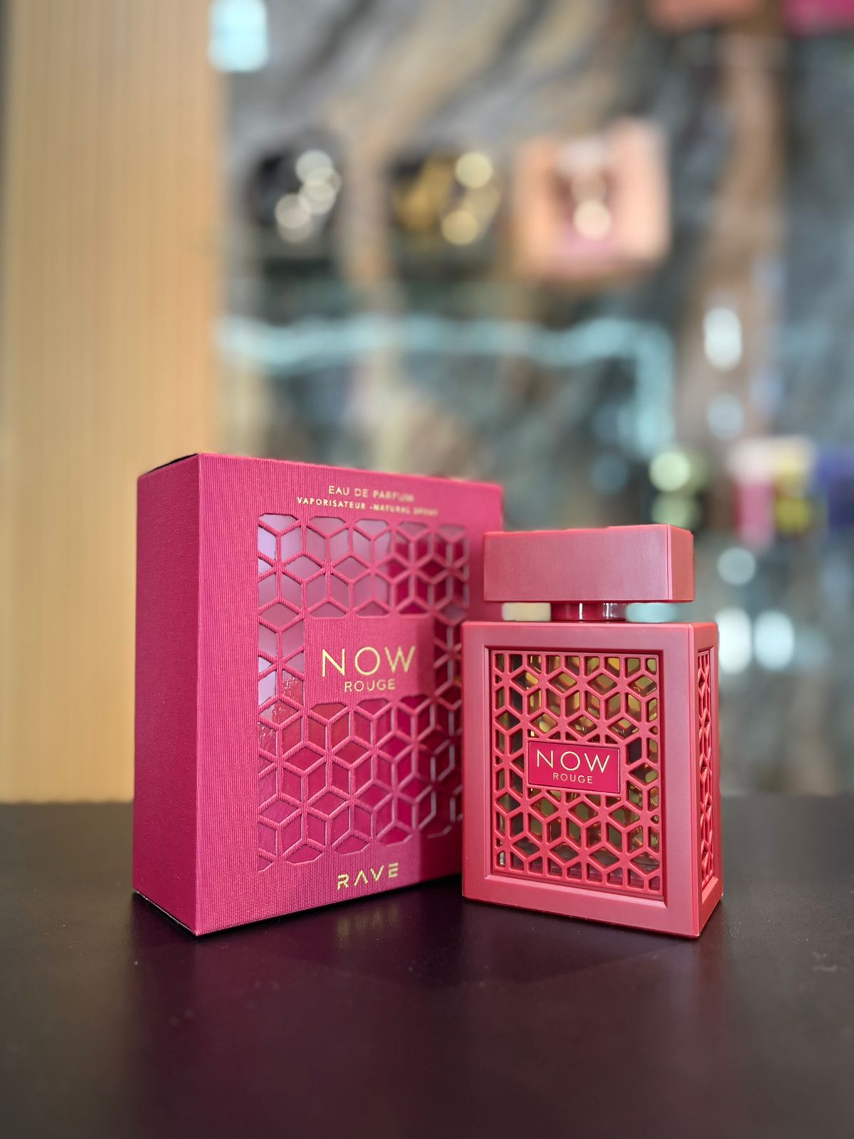 Now Rave Red – Lattafa